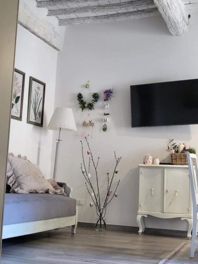 Casalbina Apartment Mezzana  Ngoại thất bức ảnh